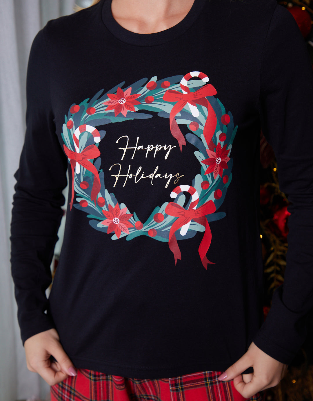 Black Christmas Wreath Long Pyjamas (2-Piece Set)