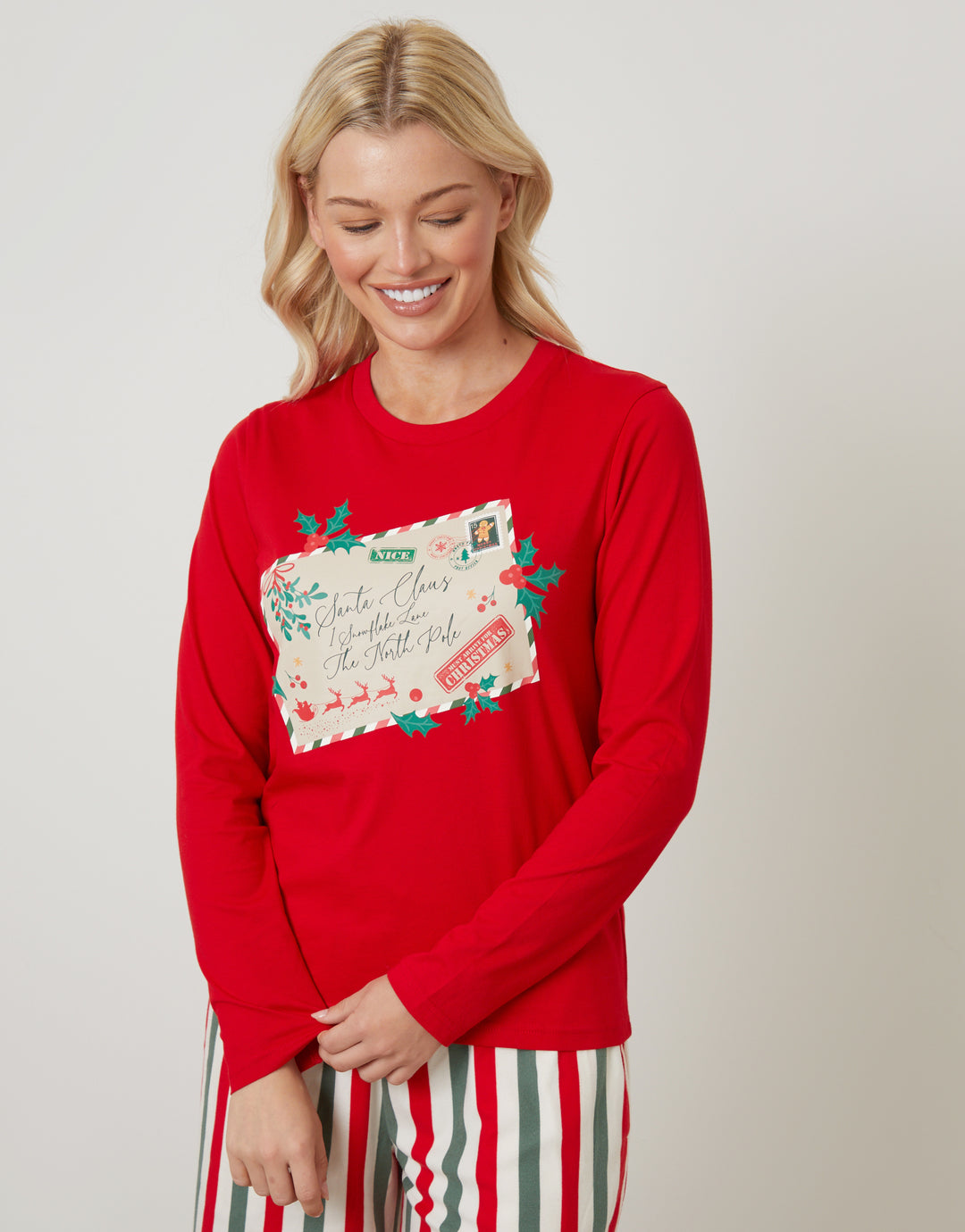 Red Christmas Postcard Graphic Long Pyjamas (2-Piece Set)