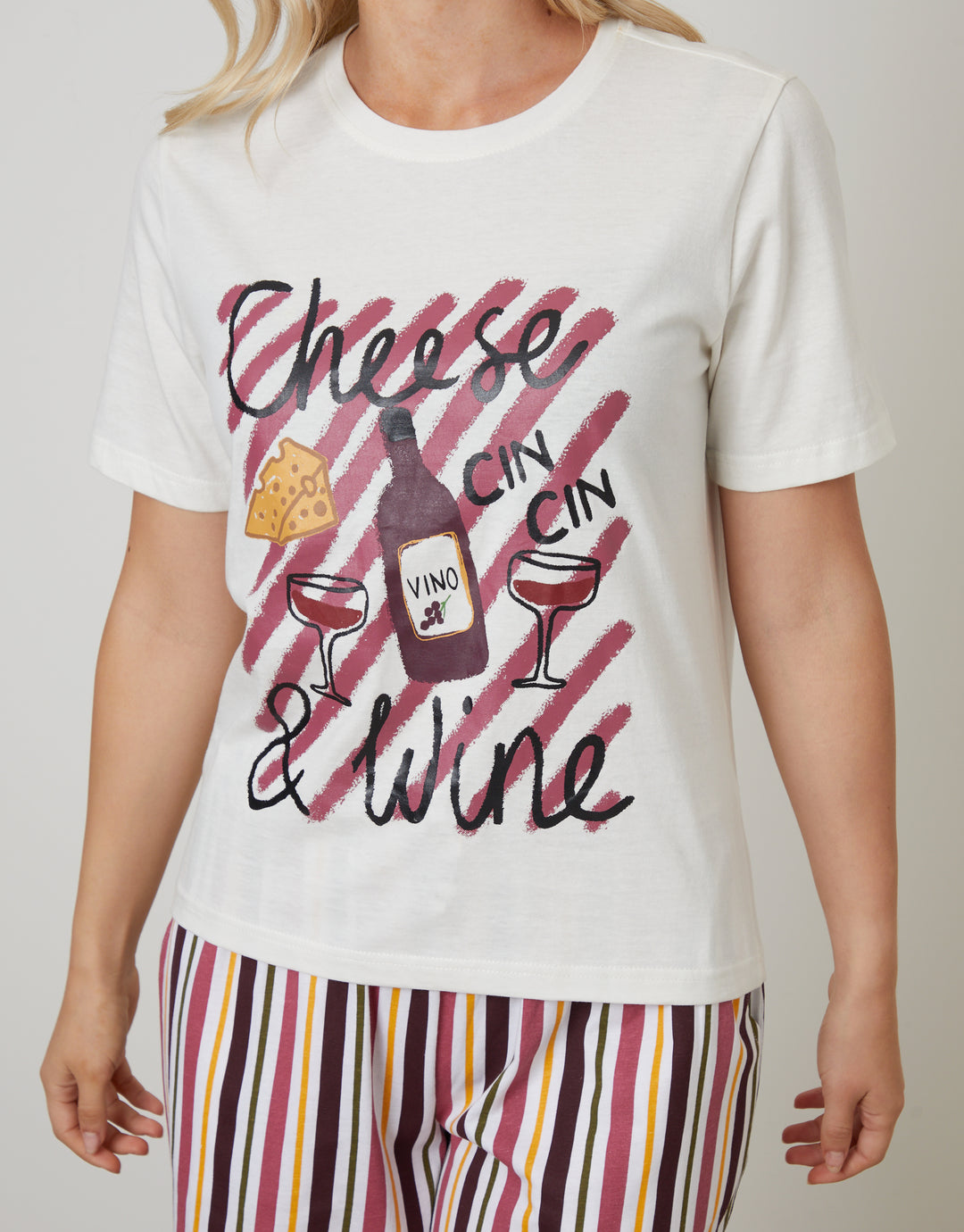 Cream Cheese & Wine Red Graphic Print Pyjamas (2-Piece Set)