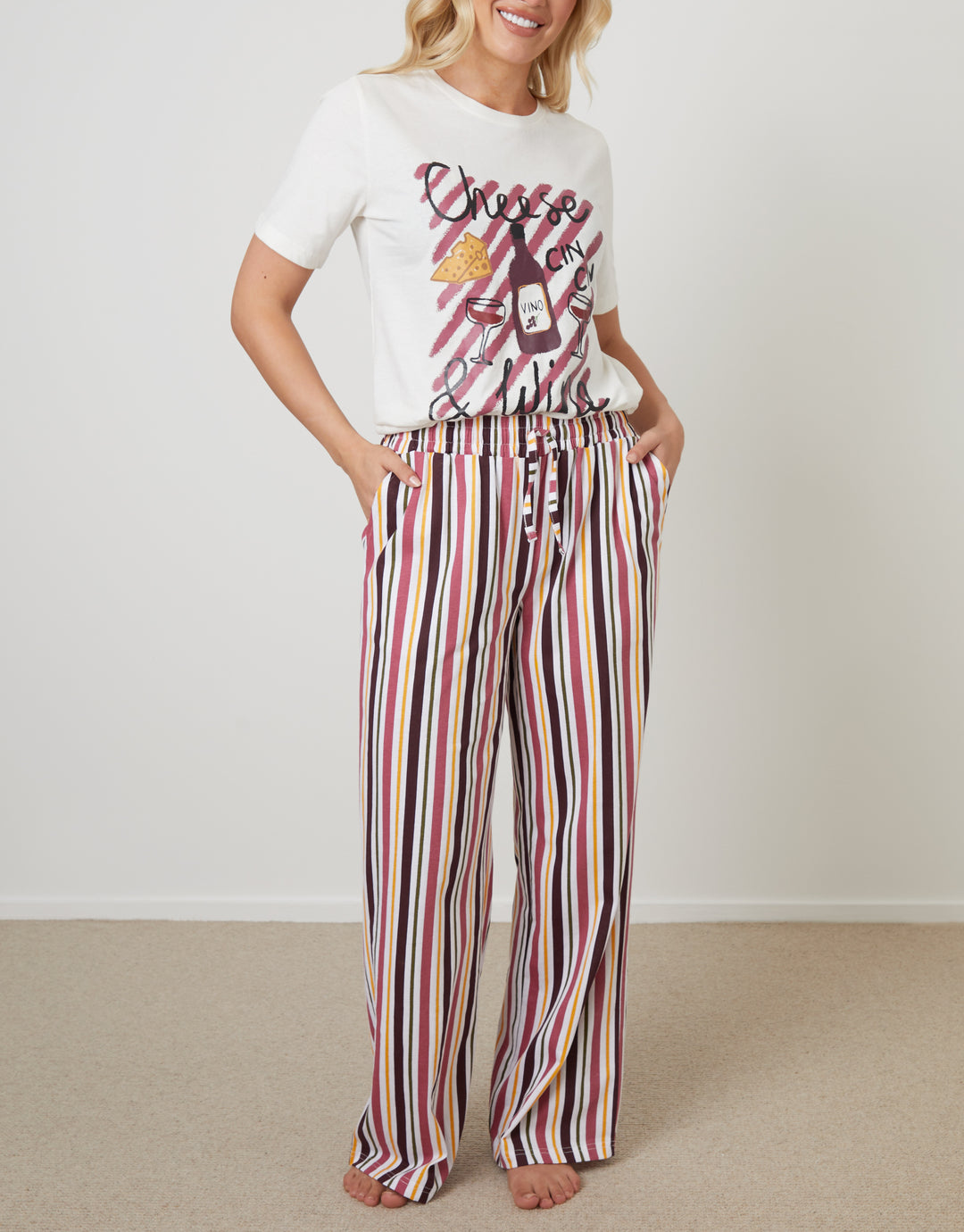 Cream Cheese & Wine Red Graphic Print Pyjamas (2-Piece Set)