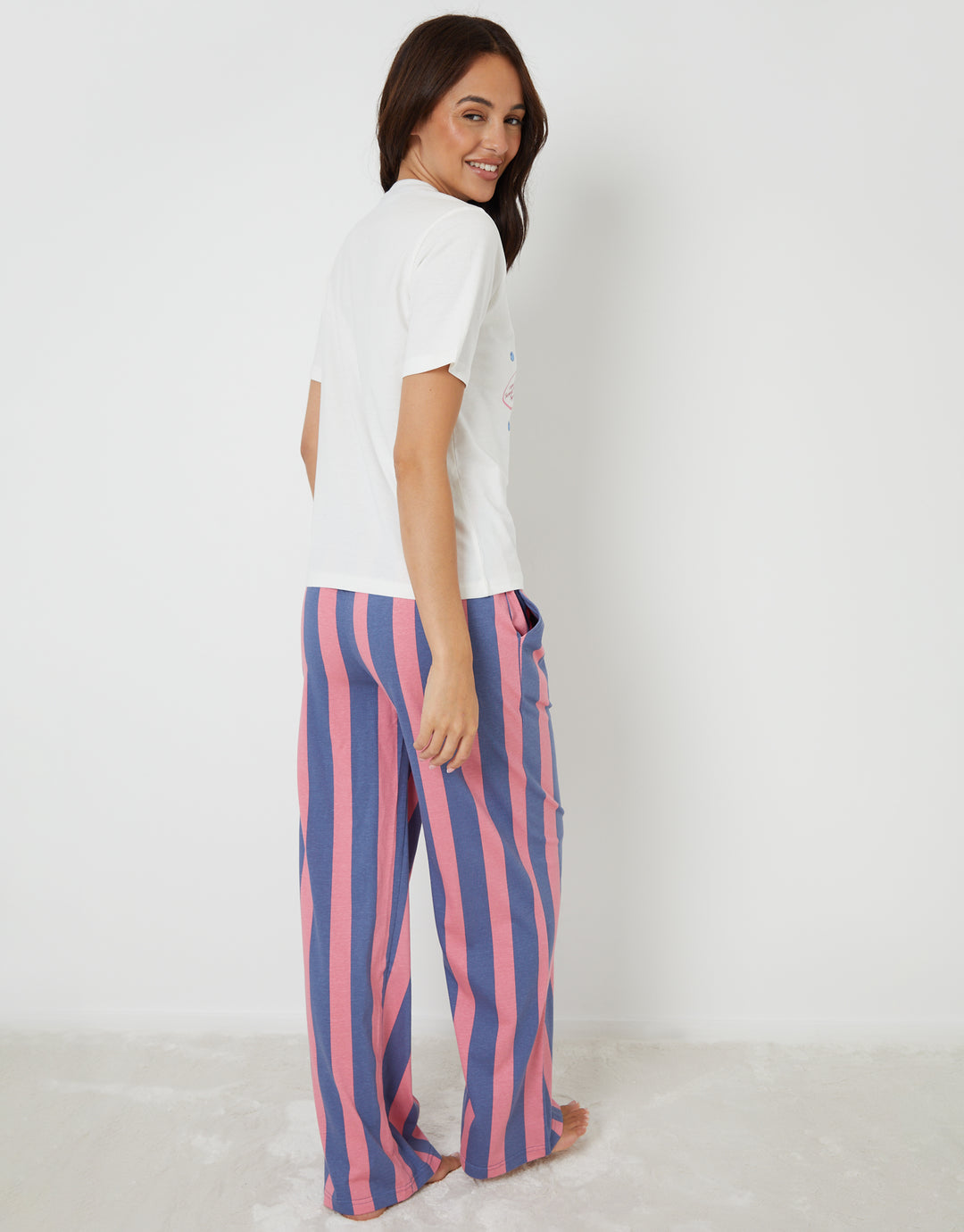 White Graphic Print Short Sleeve Pyjamas (2-Piece Set)