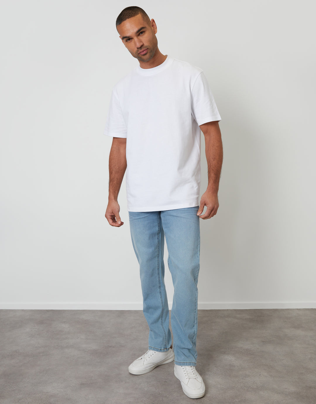 Threadbare Straight Leg Jeans in Bleach Wash - full body