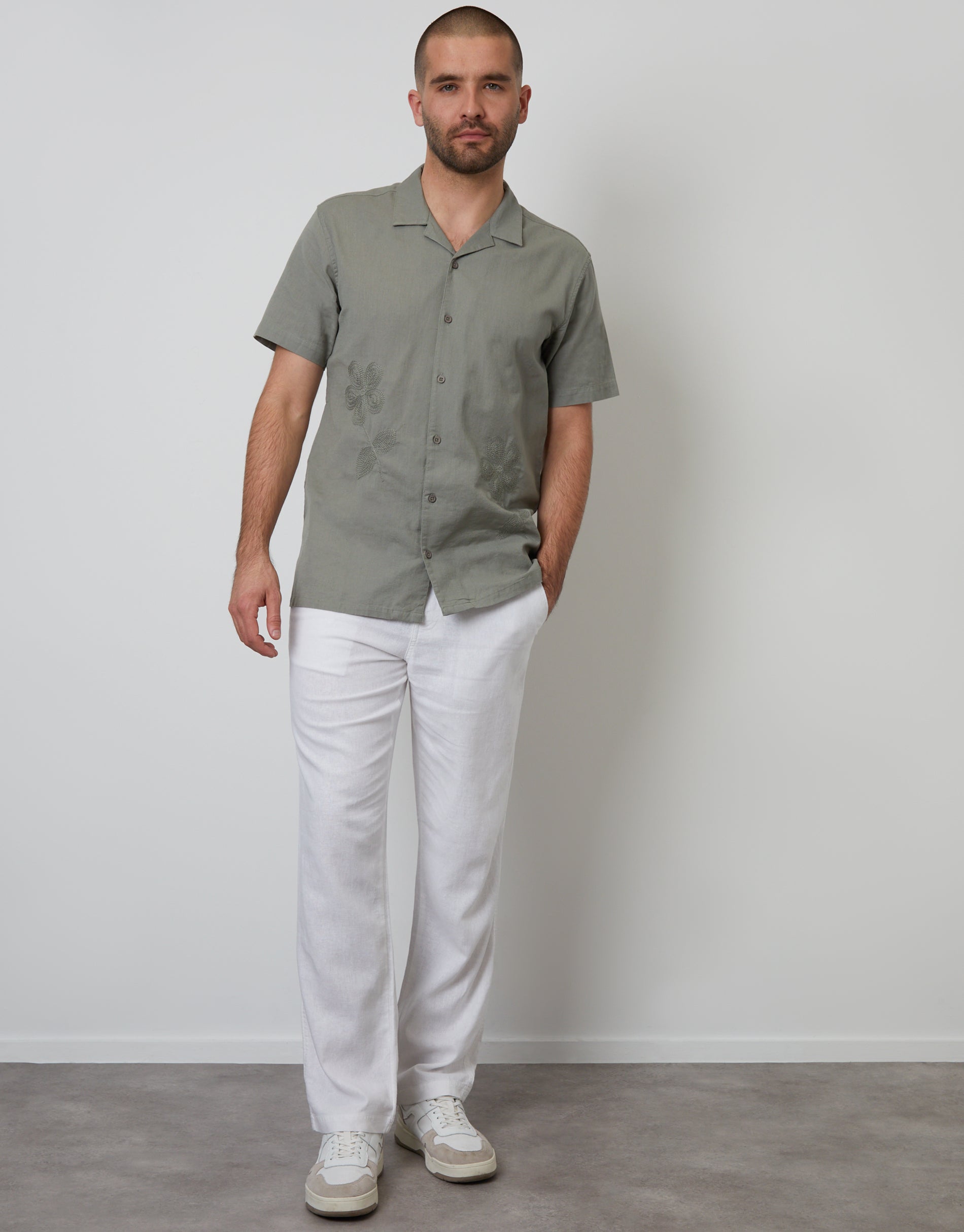 Linen Blend Trousers in White