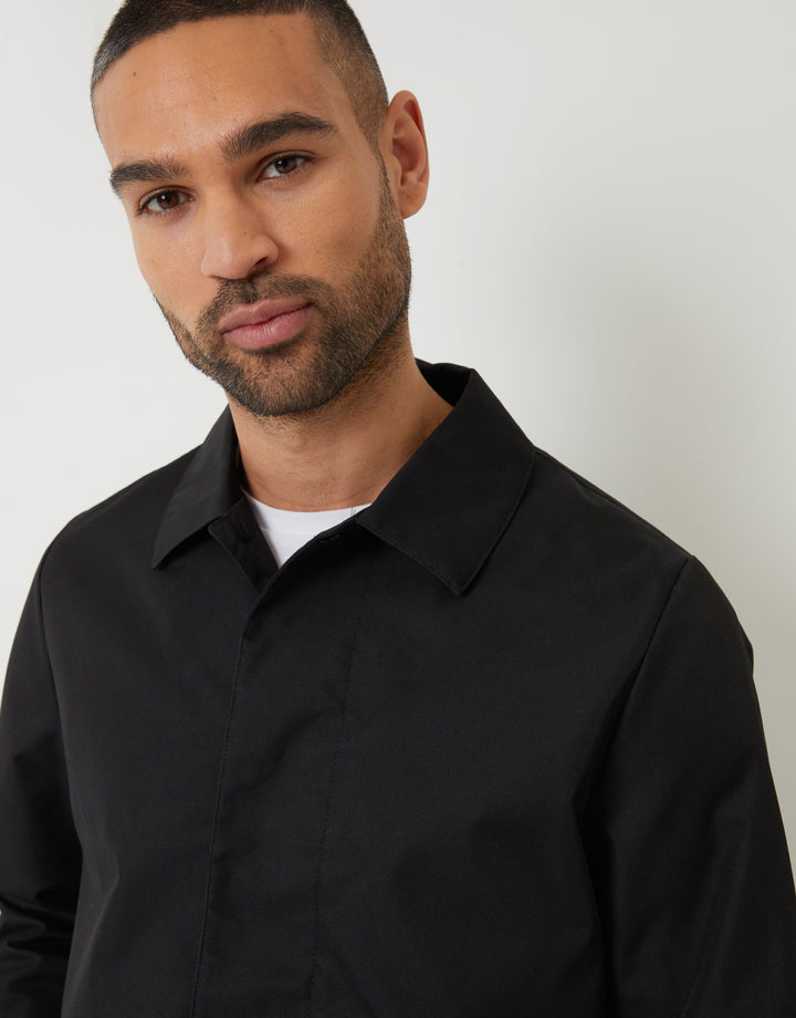 Threadbare Showerproof Longline Mac in Black - collar close up