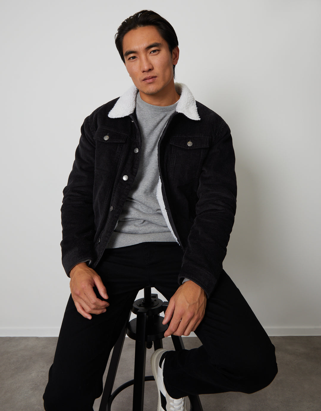 Threadbare Men's Black Sherpa Borg Lined Collared Button Down