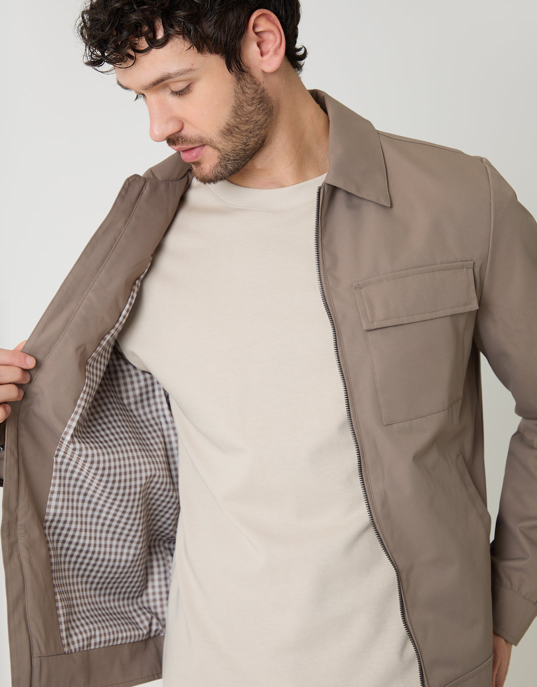 Threadbare Showerproof Lightweight Zip Up Jacket With Collar in Taupe - lining close up