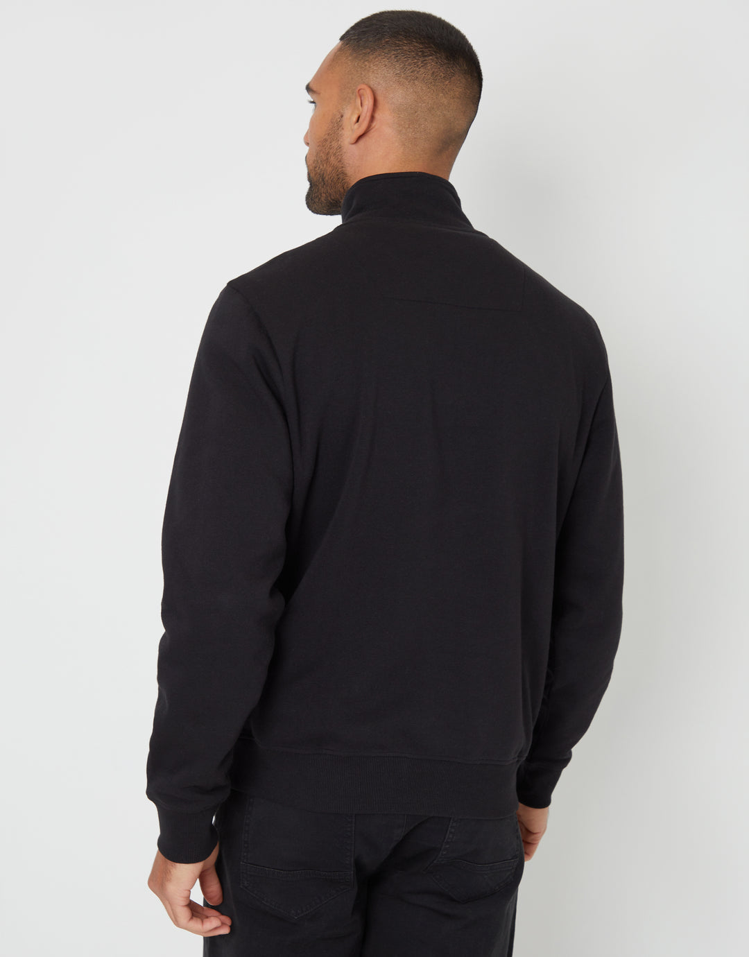 Tipping Collar Quarter Zip Sweatshirt in Black