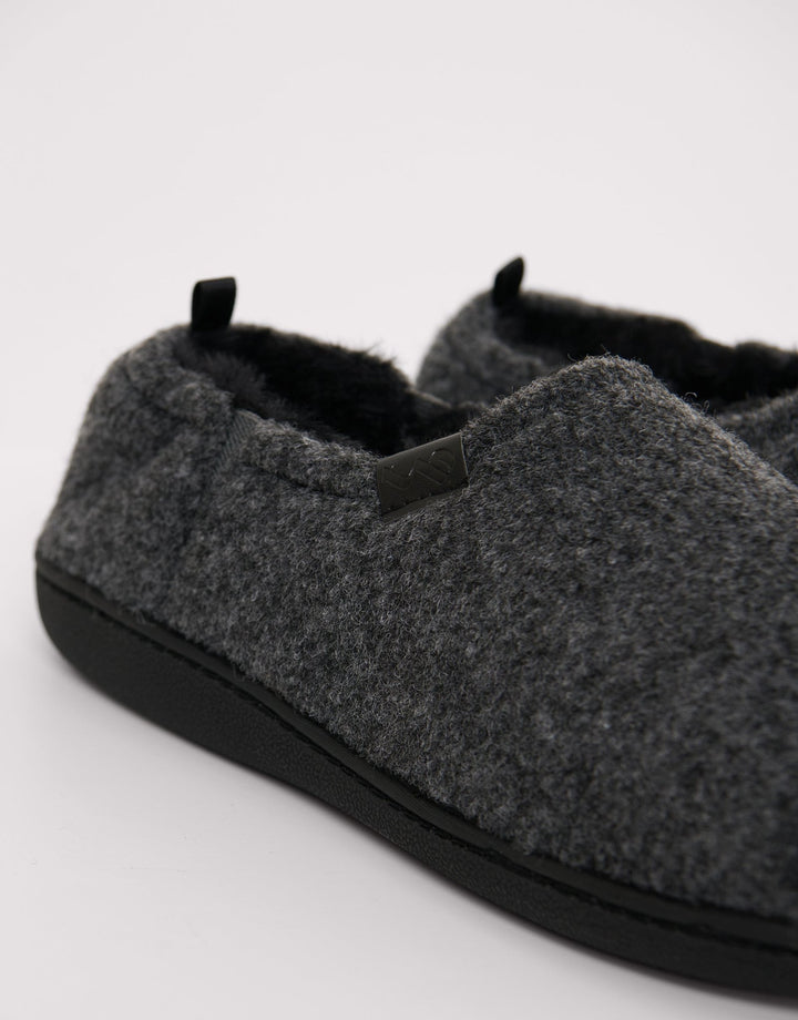 Elasticated Faux Fur Lined Slippers in Charcoal