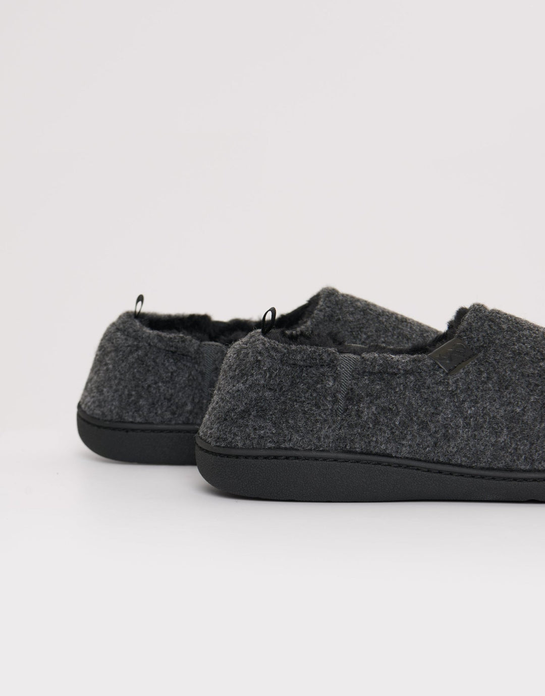 Elasticated Faux Fur Lined Slippers in Charcoal
