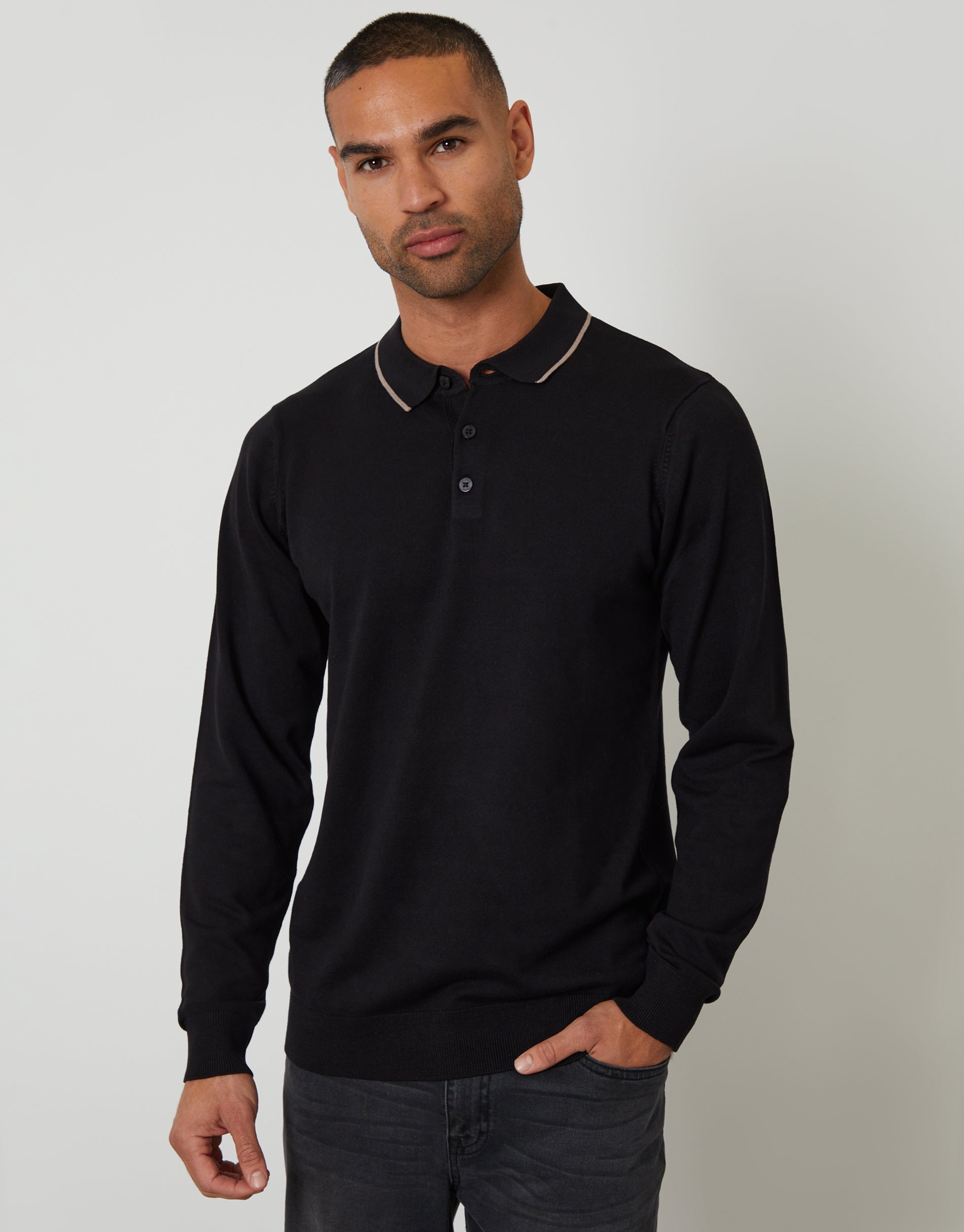 Knitted Long Sleeve Contrast Tipping Polo Jumper in Black