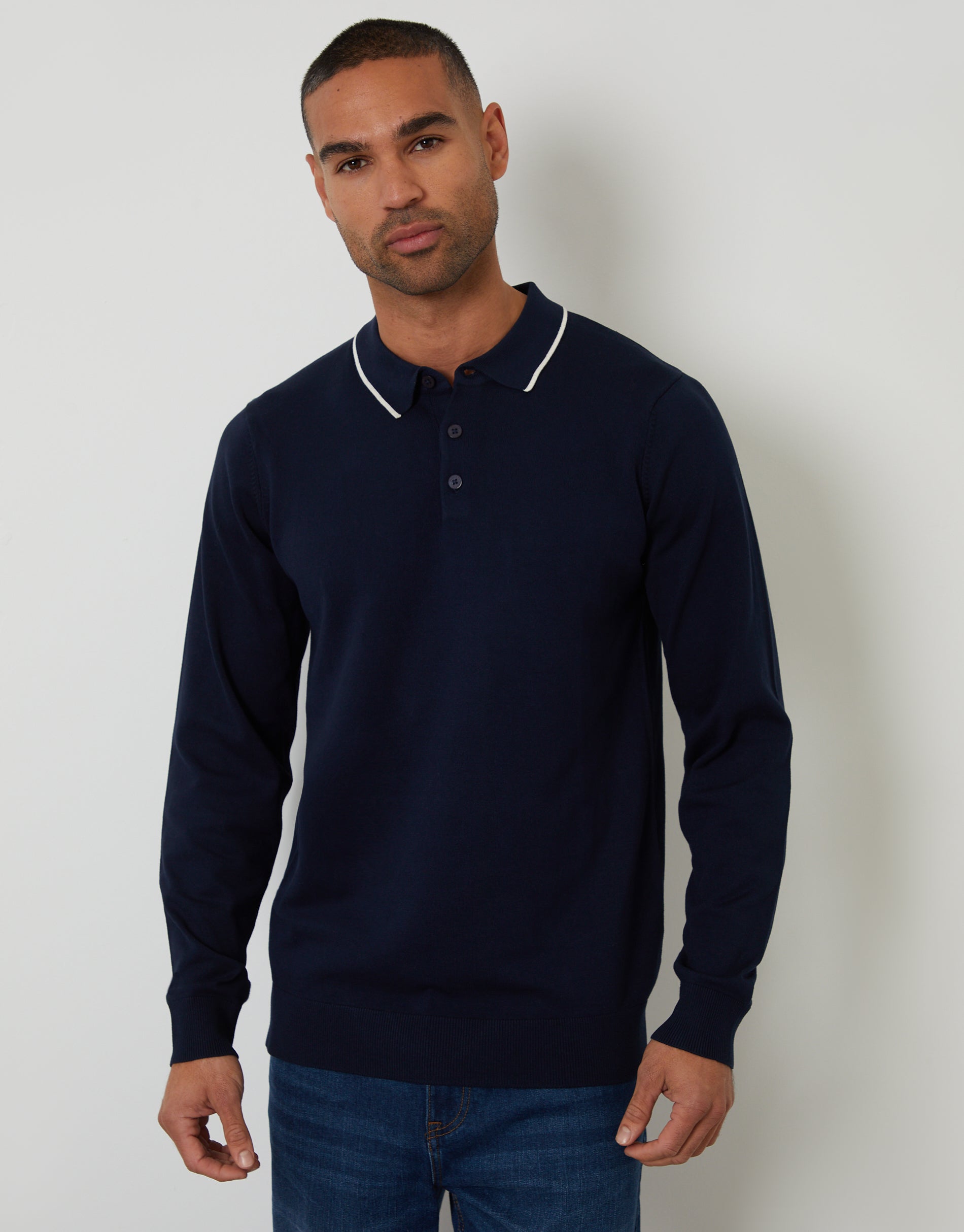 Knitted Long Sleeve Contrast Tipping Polo Jumper in Navy