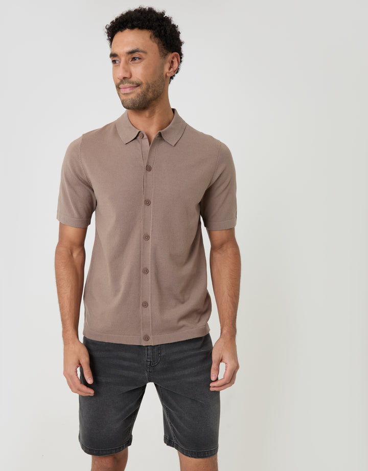 Threadbare Knitted Short Sleeve Shirt in Taupe - front view