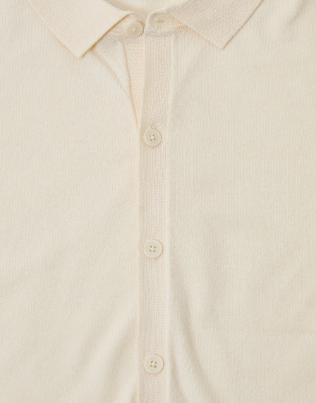 Threadbare Knitted Short Sleeve Shirt in Ecru - buttons close up