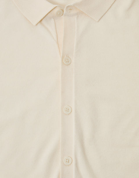 Threadbare Knitted Short Sleeve Shirt in Ecru - buttons close up