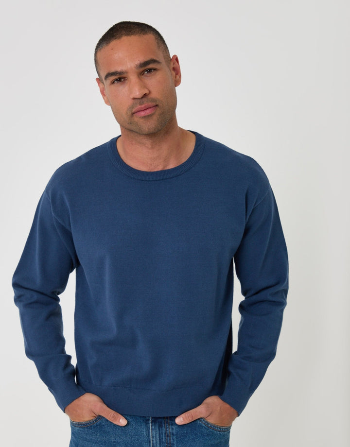Relaxed Fit Knitted Crew Neck Jumper in Blue