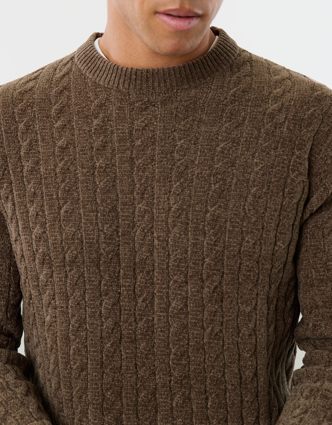 Fluffy Cable Knit Crew Neck Jumper in Tan