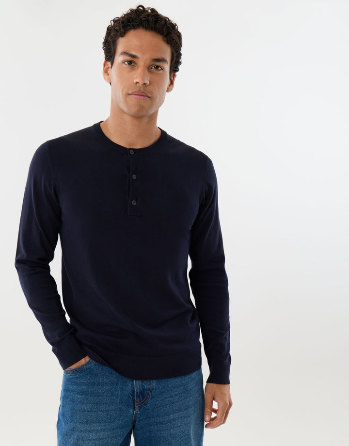 Knitted Long Sleeve Button Polo Jumper in Navy