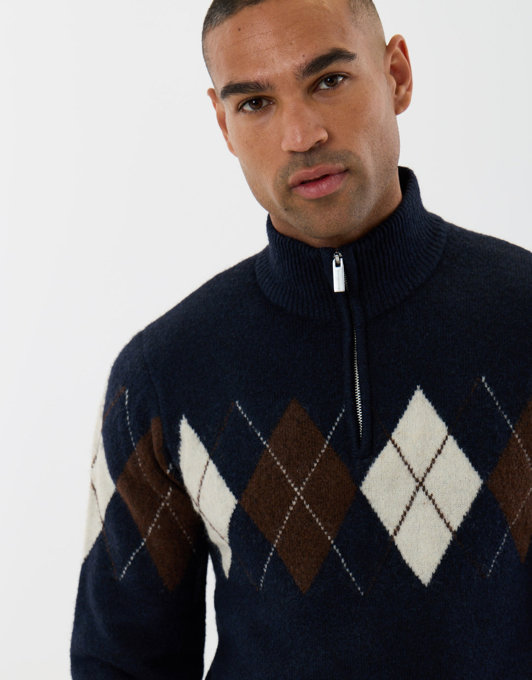 Arqyle Wool Blend Quarter Zip Jumper in Navy