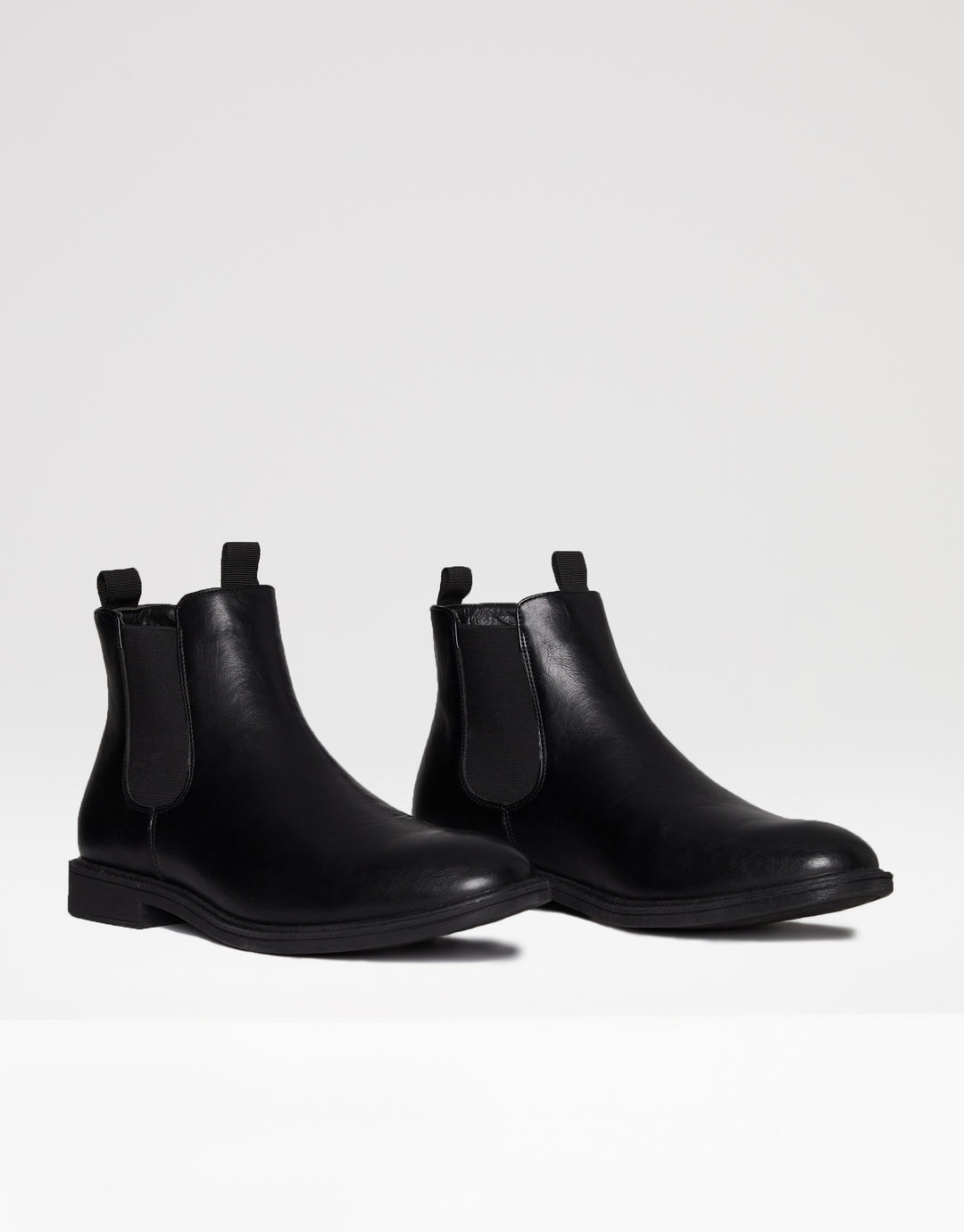 Black Classic Chelsea Boots