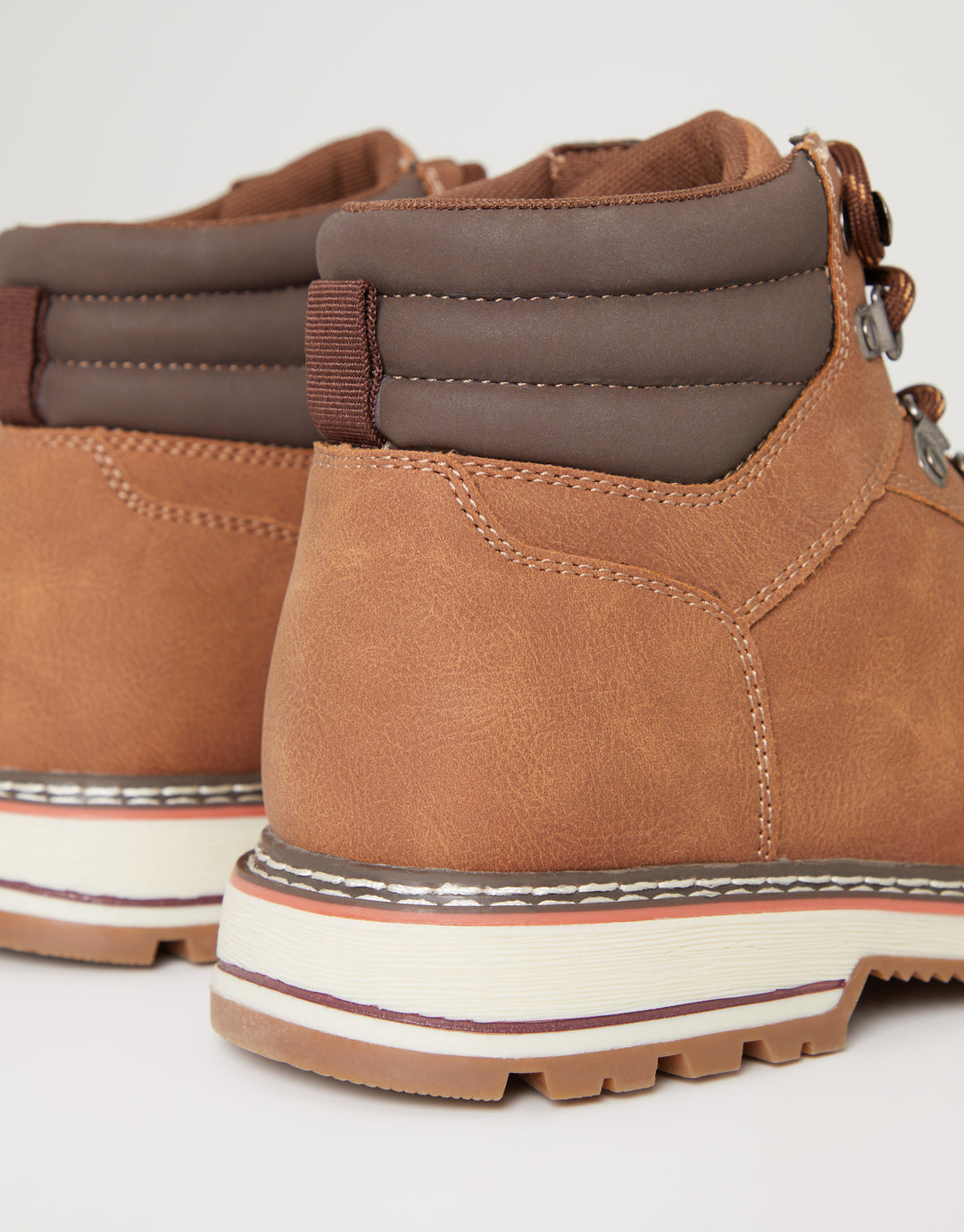 Tan Brown Classic Lace Up Chukka Boots