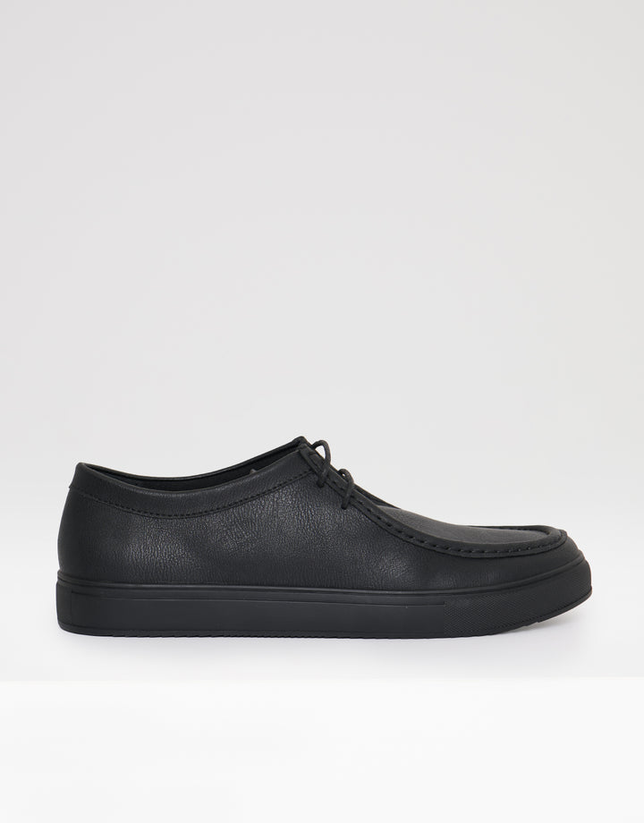 Casual Lace Up Trainers in Black