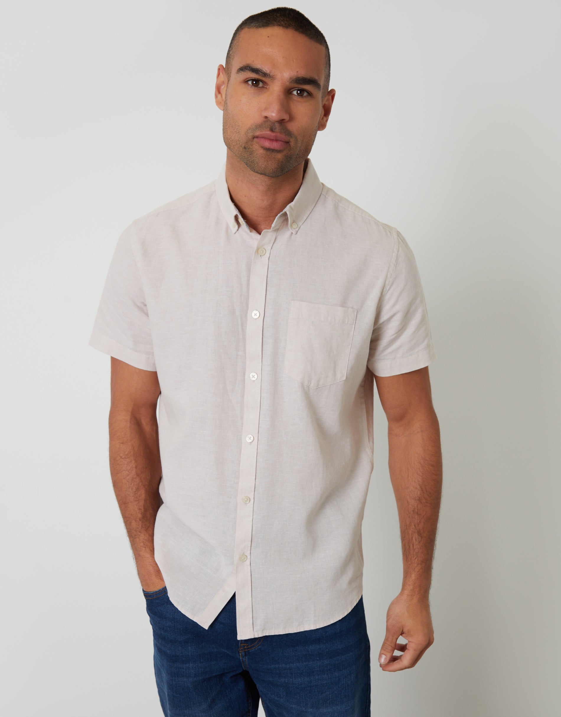 Short Sleeve Linen Blend Shirt in Light Stone