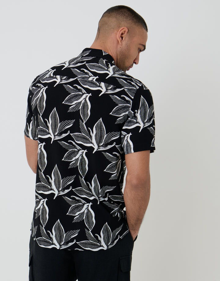 Threadbare Short Sleeve Shirt in Black Leaf Print - back view