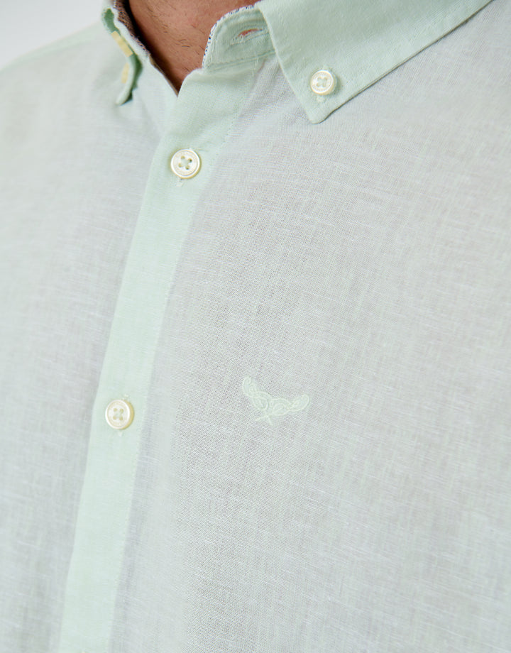Threadbare Long Sleeve Linen Blend Shirt in Mint Green - buttons close up