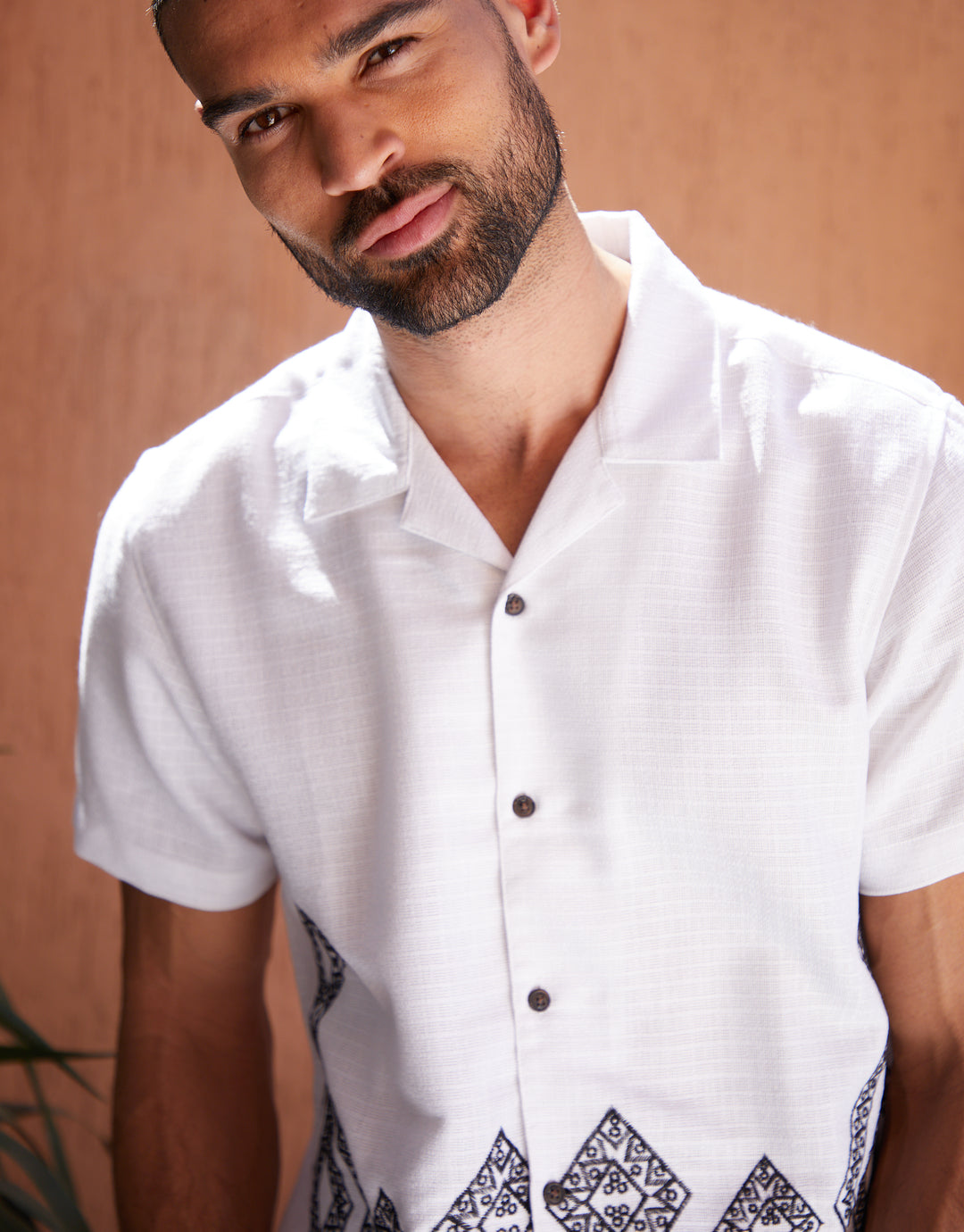 White Revere Collar Embroidered Short Sleeve Shirt