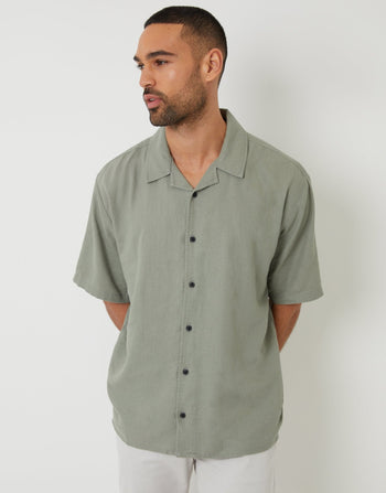 Threadbare Relaxed Fit Linen Blend Revere Collar Short Sleeve Shirt in Sage Green - front view