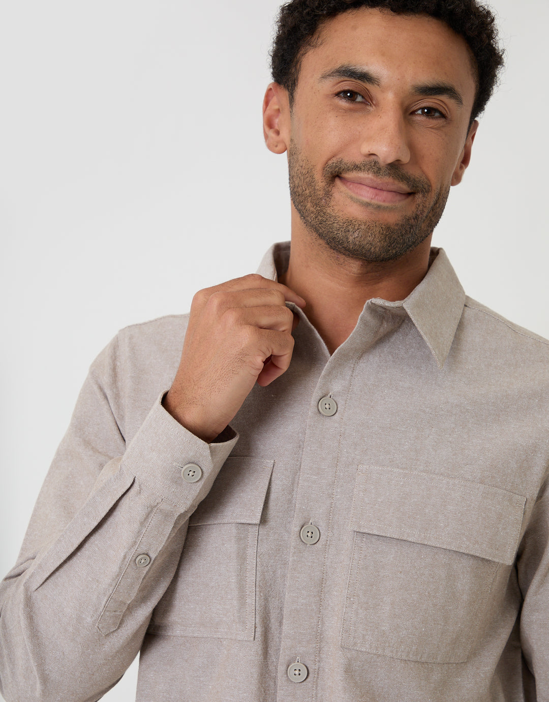 Threadbare Linen Blend Lightweight Shacket in Taupe - collar close up