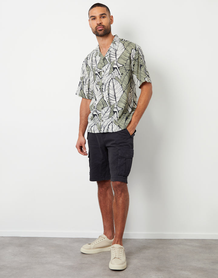 Tropical Leaf Print Revere Collar Short Sleeve Shirt