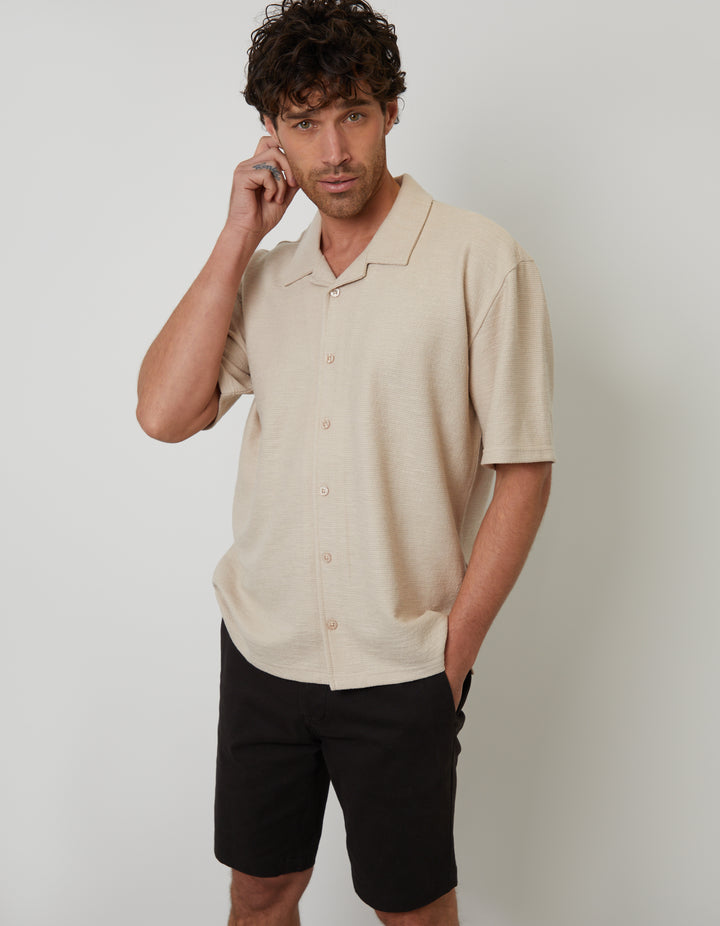 Stone Textured Revere Collar Short Sleeve Shirt