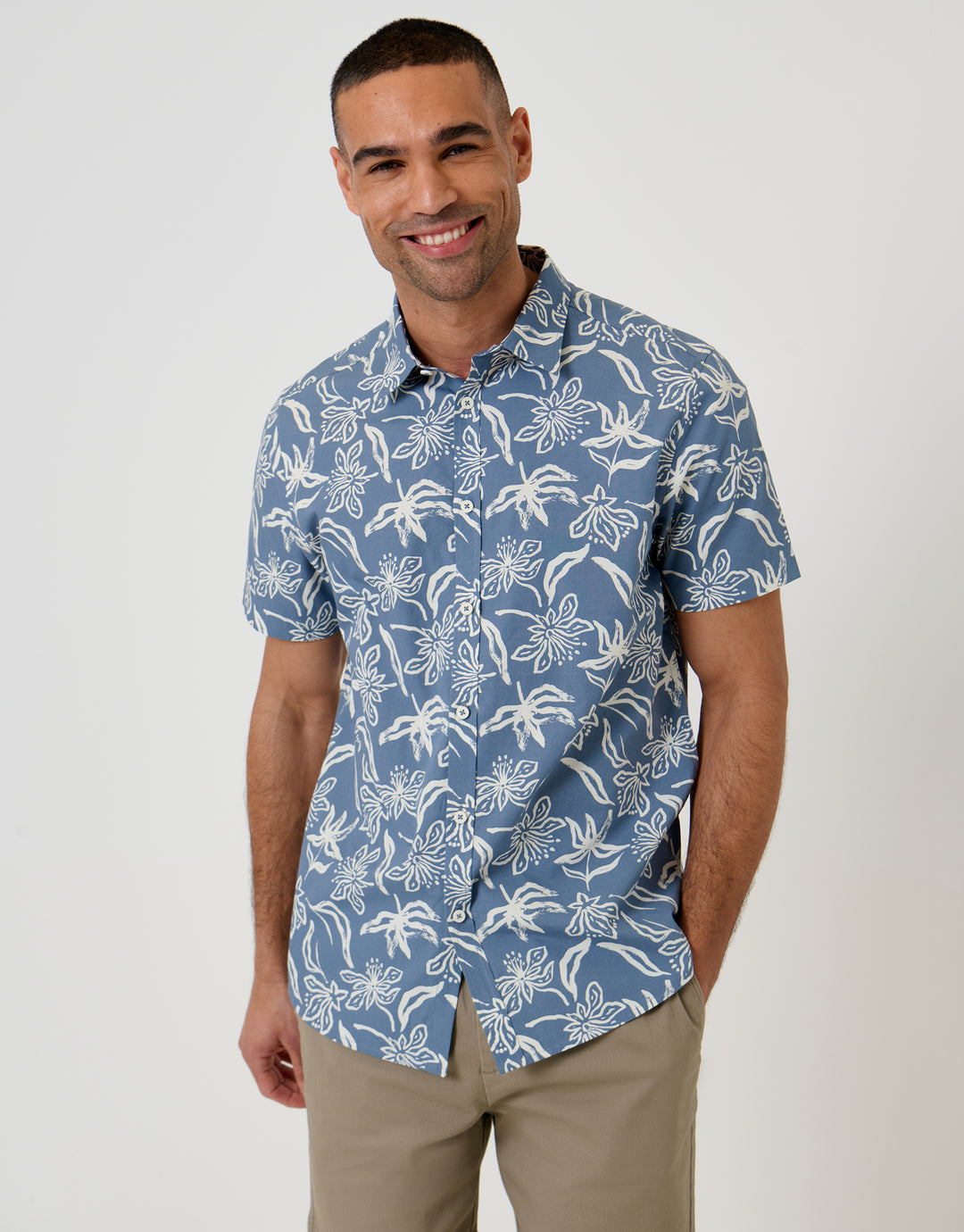 Threadbare Tropical Print Cotton Poplin Short Sleeve Shirt in Denim Blue - front view