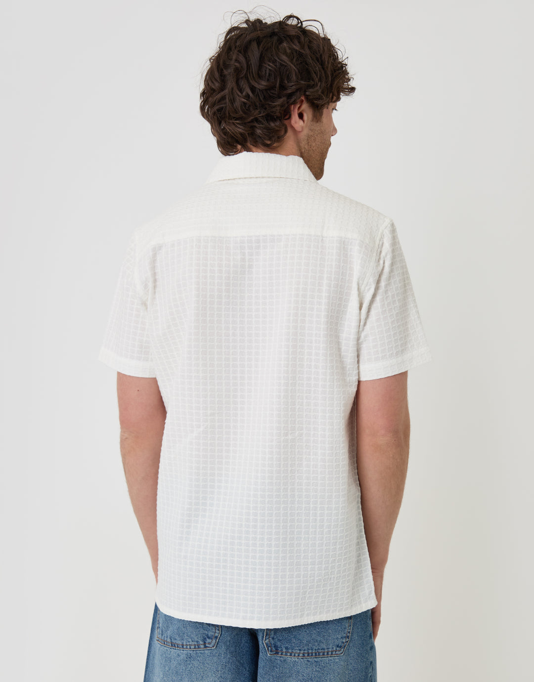 Threadbare Textured Cotton Short Sleeve Shirt in Ecru - back view