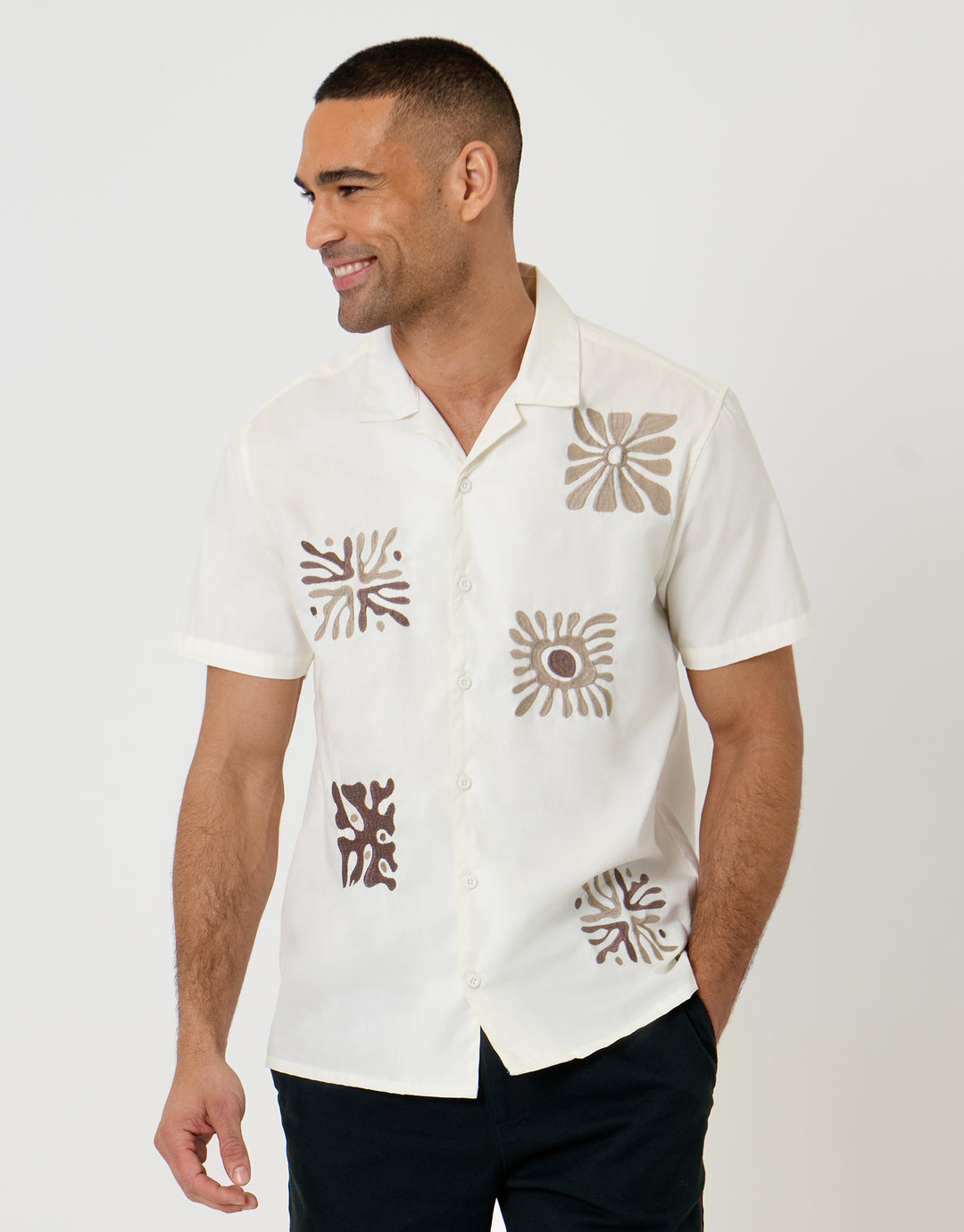 Threadbare Patch Embroidered Cotton Poplin Short Sleeve Shirt in Ecru - front view