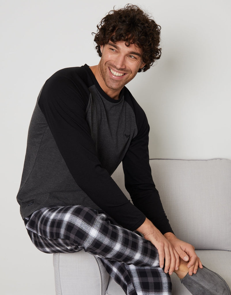 Raglan Sleeve & Pant Pyjamas Set in Grey Check