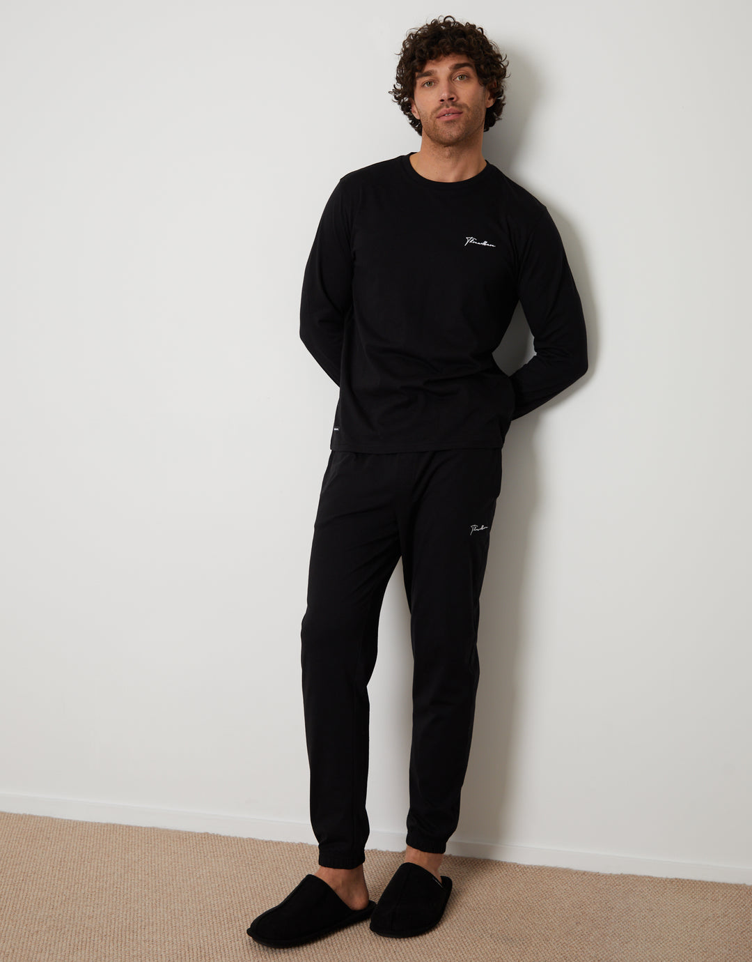 Black Long Sleeve Pyjamas (2-Piece Set)