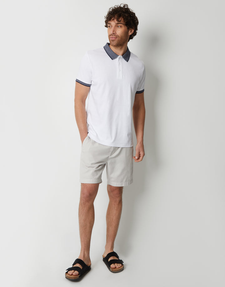 White Contrast Pattern Collar Polo Shirt