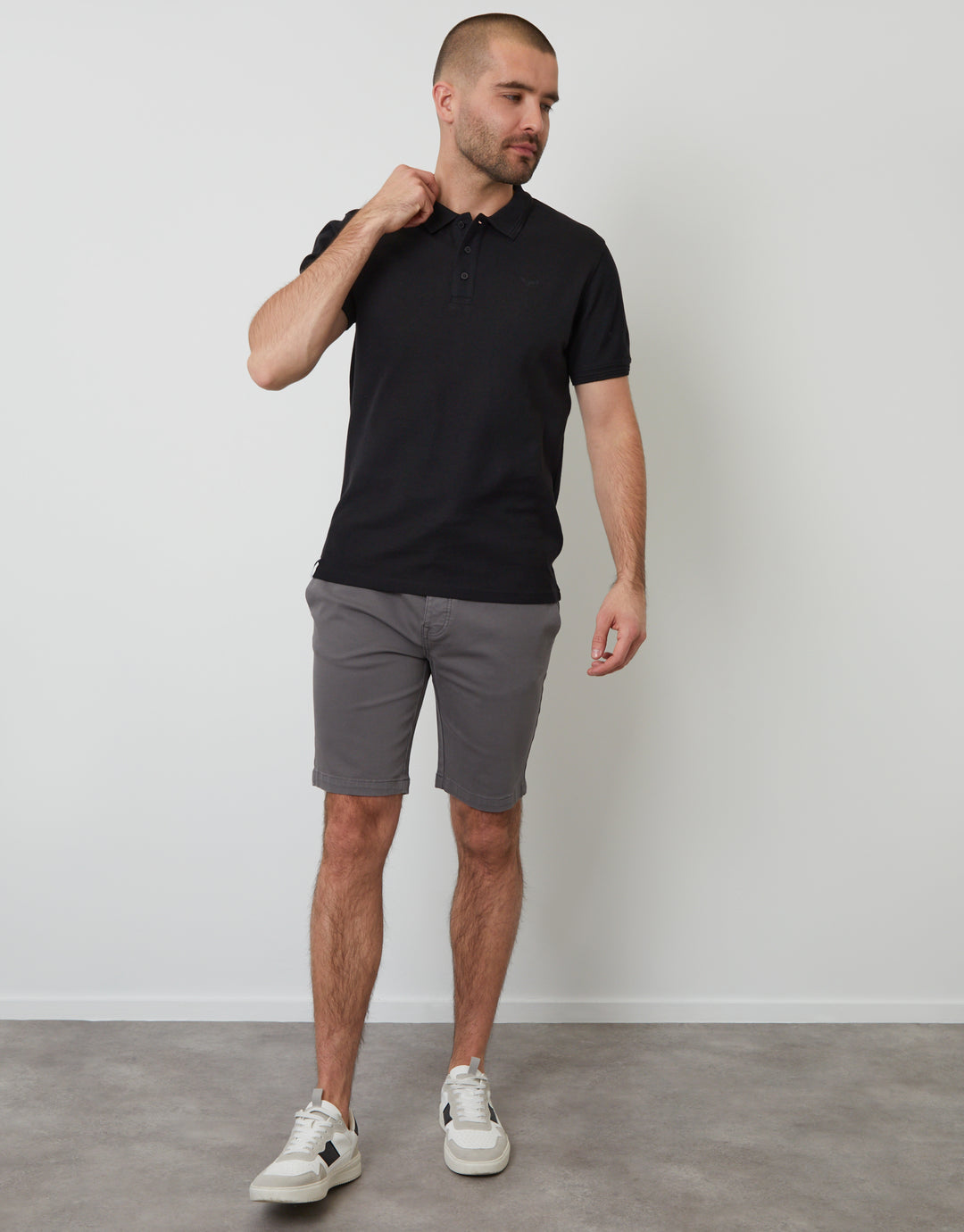 Cotton Pique Short Sleeve Polo Shirt in Black