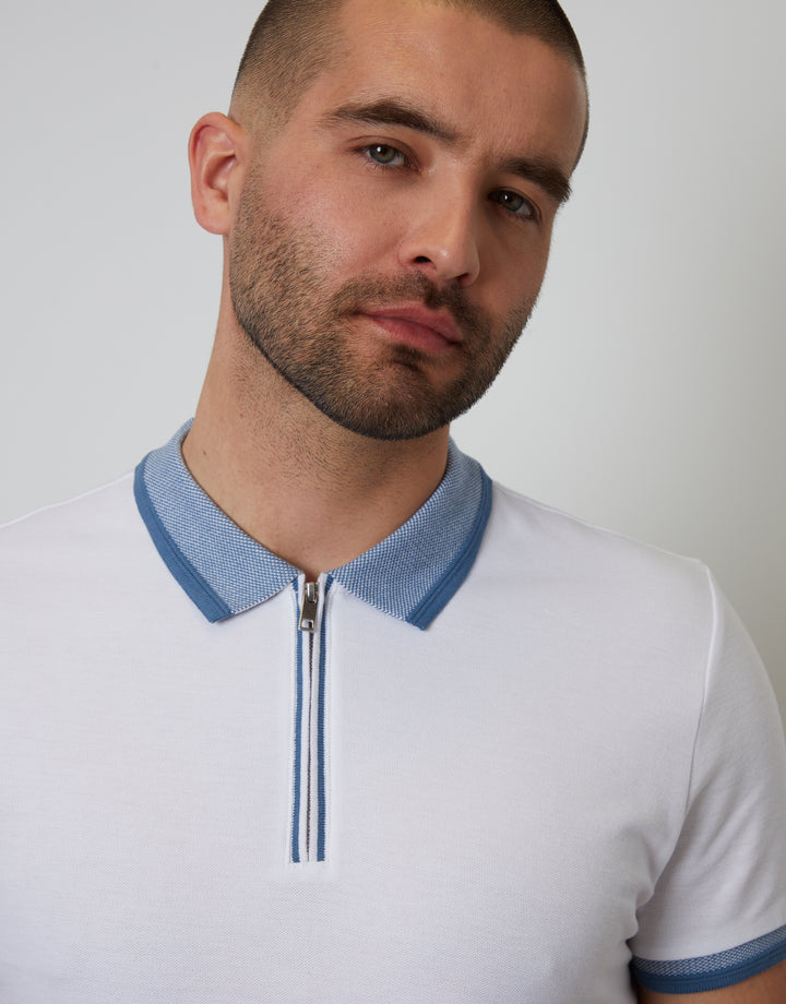 Pique Tipping Collar Quarter Zip Polo Shirt in White