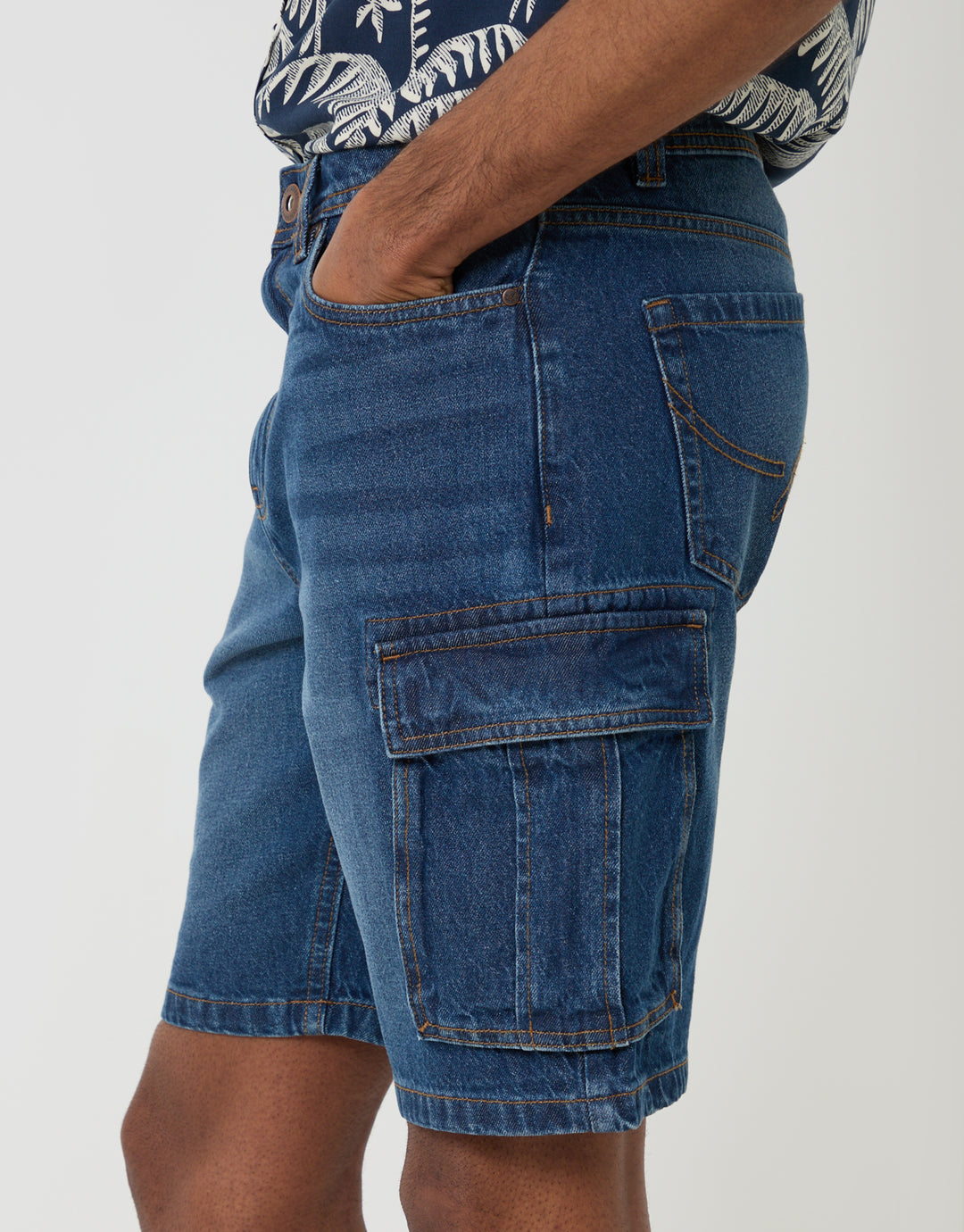 Threadbare Regular Fit Denim Cargo Shorts in Mid Wash - pockets close up