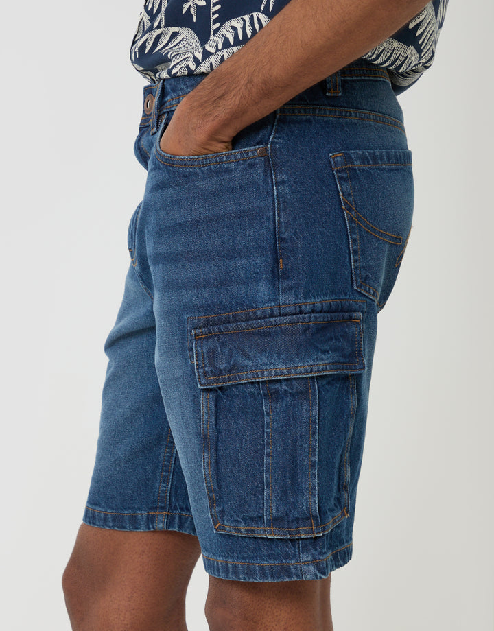 Threadbare Regular Fit Denim Cargo Shorts in Mid Wash - pockets close up
