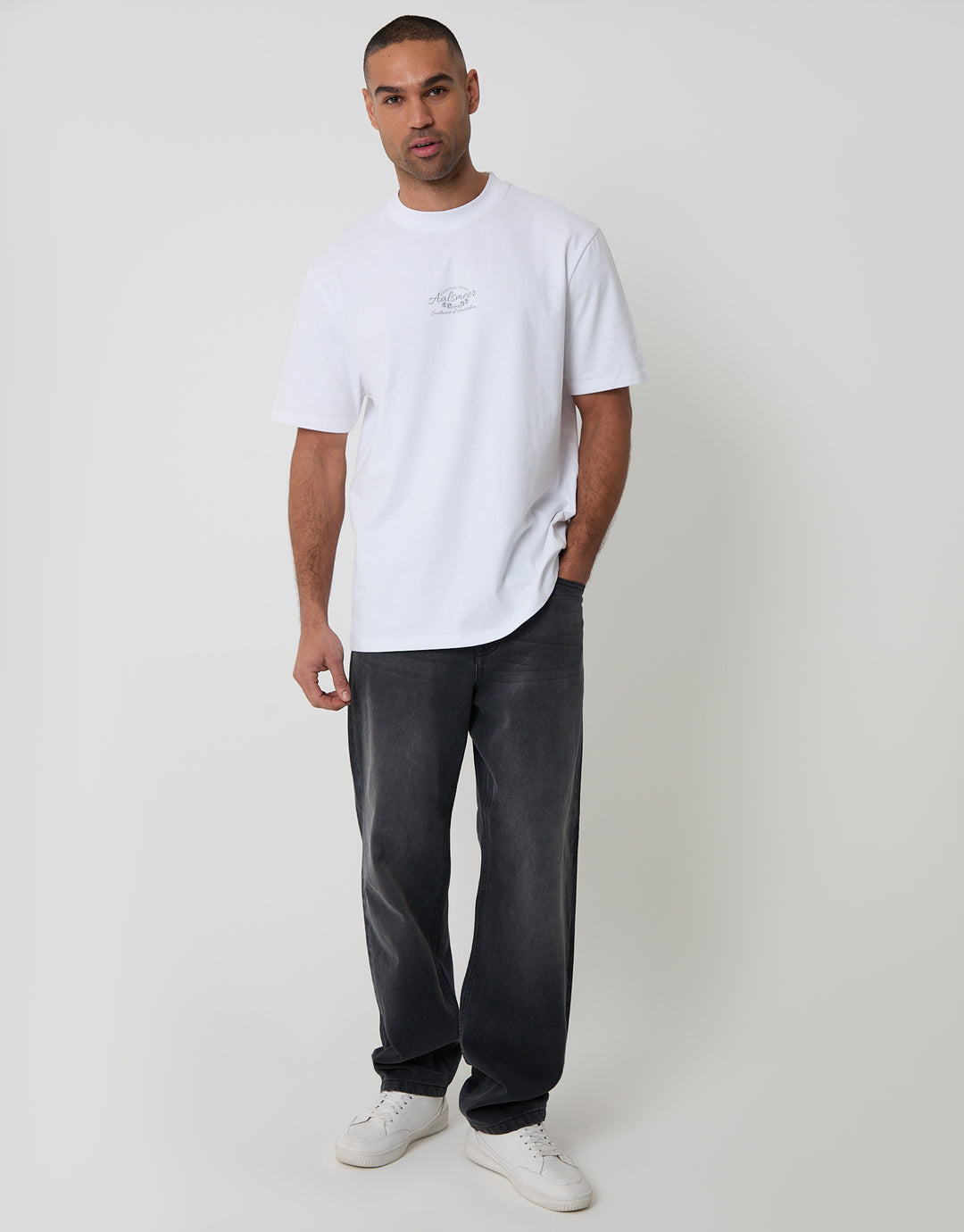 Threadbare Relaxed Fit Aalsmeer Peached Cotton T-Shirt in White - full body