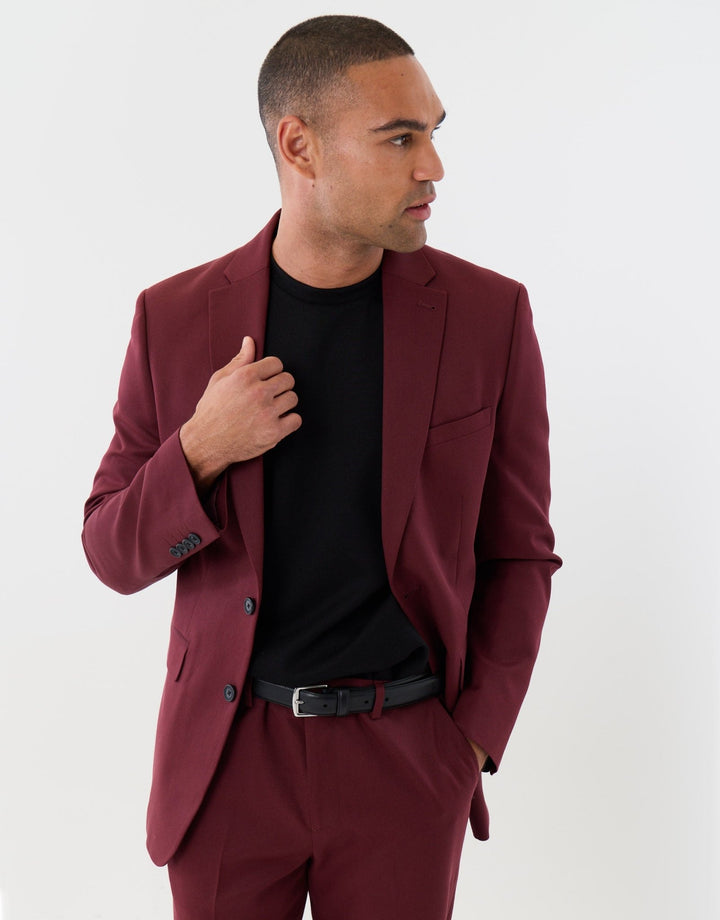 Tailored Fit Single Breasted Blazer in Burgundy