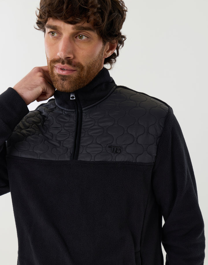 Onion Quilted Quarter Zip Fleece in Black