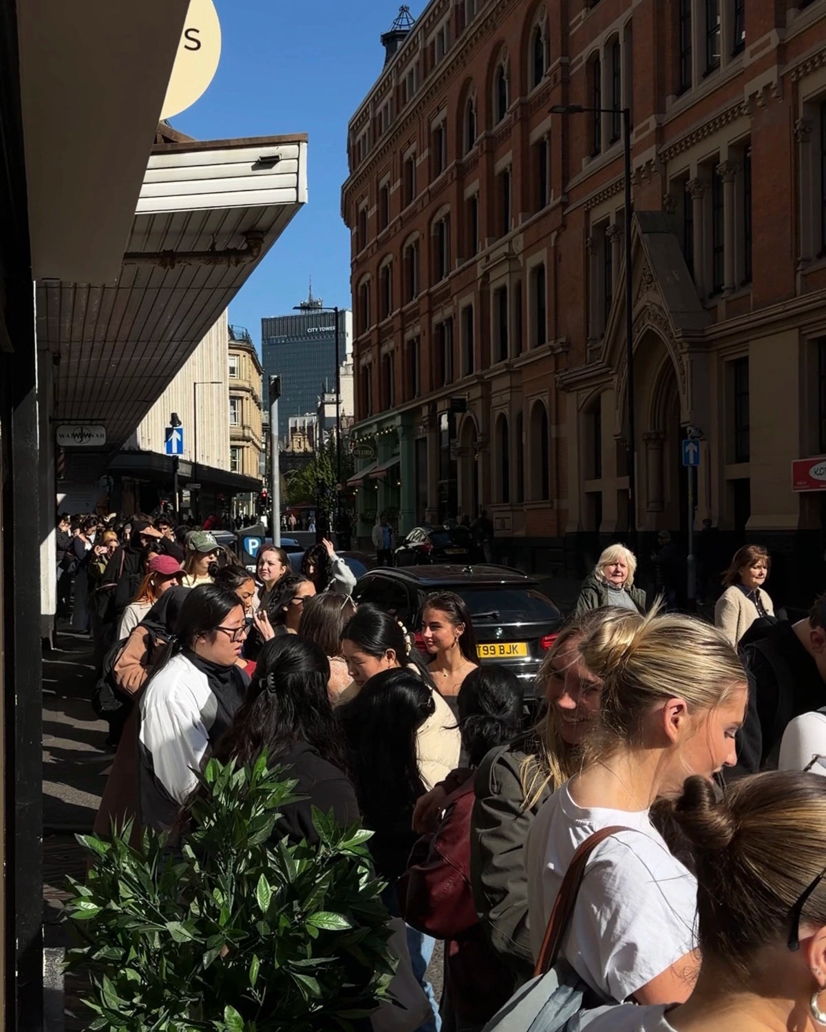 Queue outside of MAST storefront