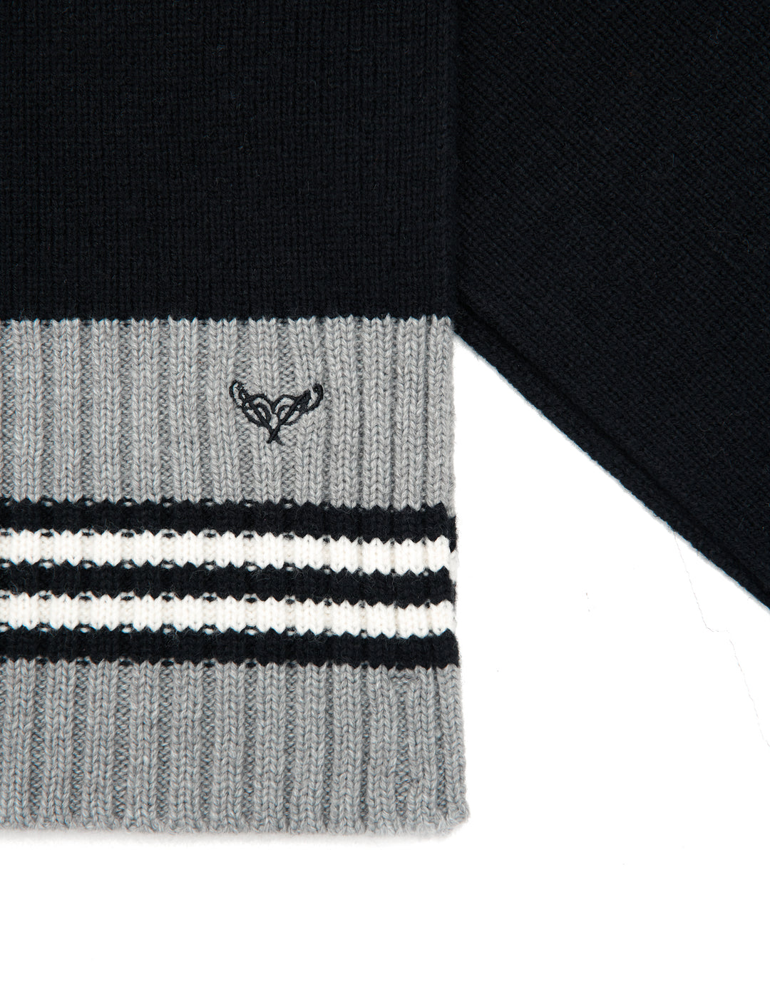 Black Knitted Hat & Scarf (2-Piece Set)