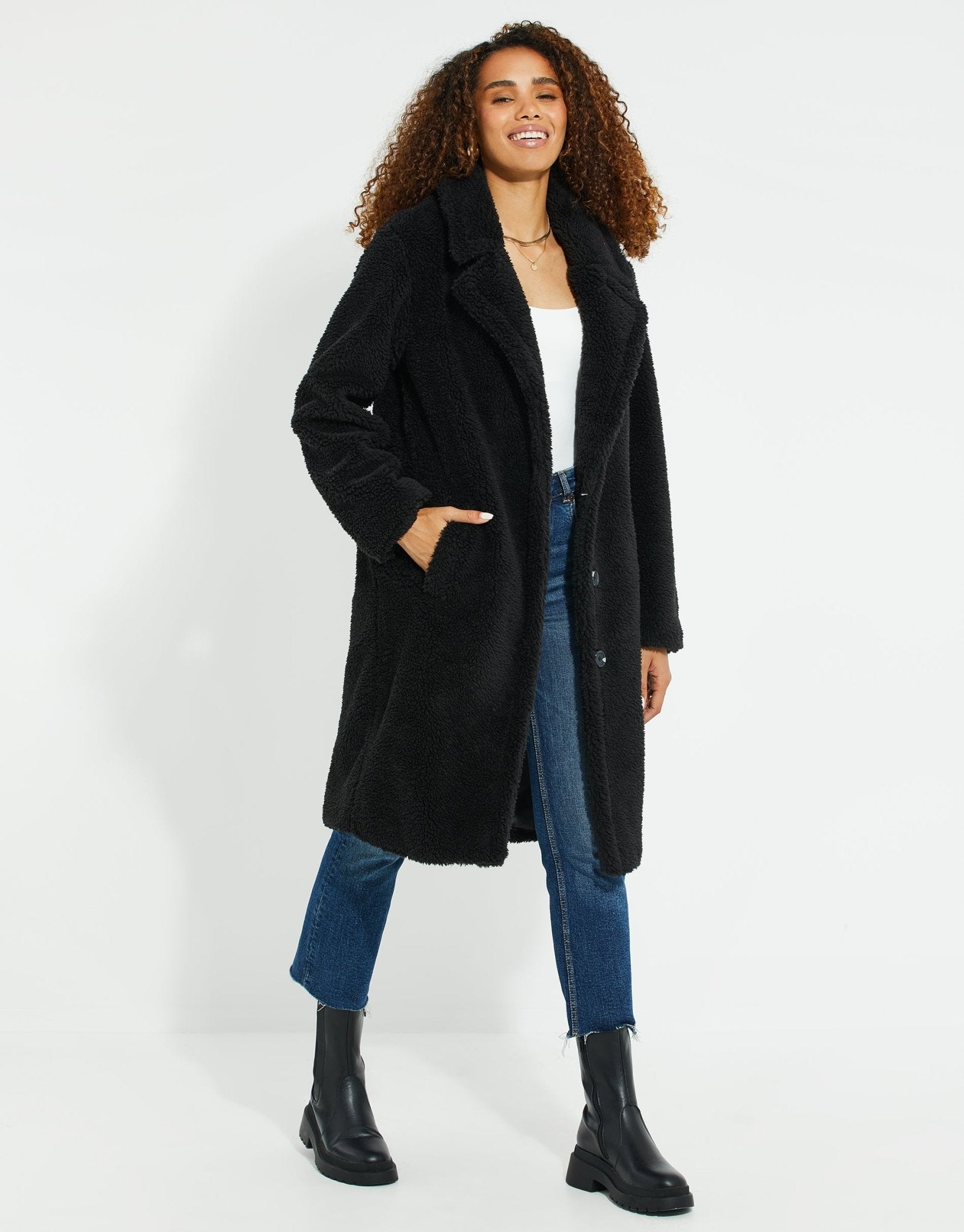 Threadbare Women's Faux Borg Teddy Coat in Black