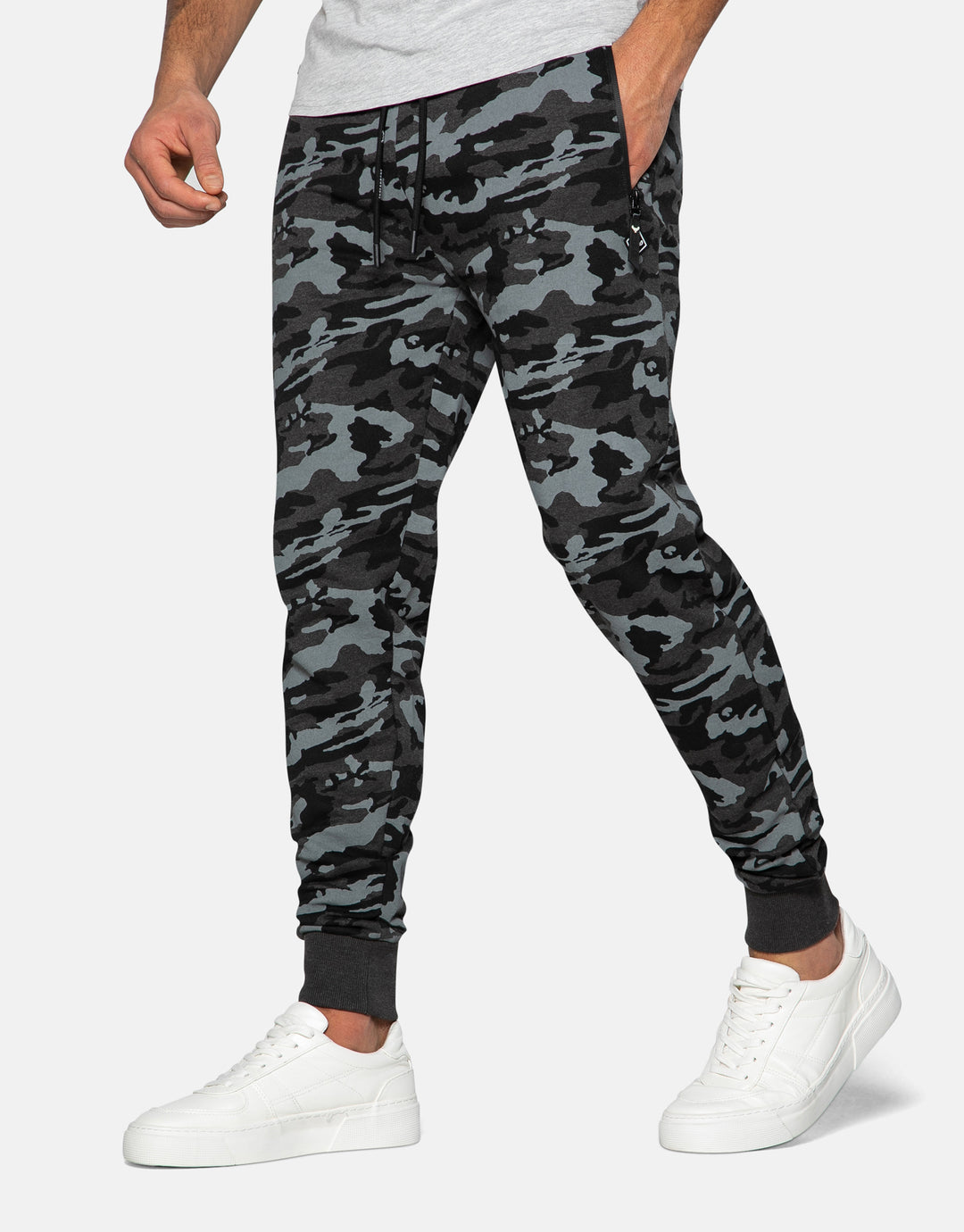bentlee cargo style camo print joggers